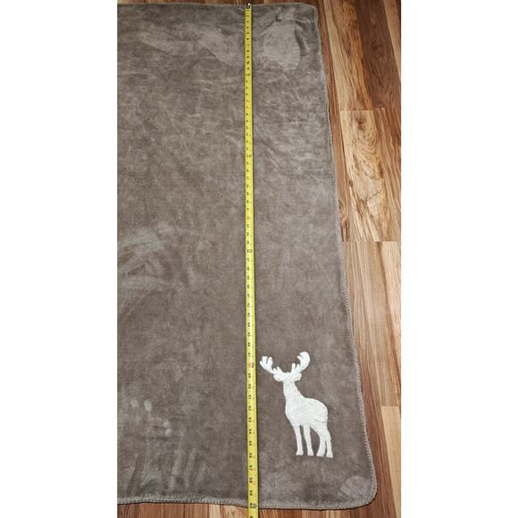 ARTEMIS VINTAGE COLLECTION Fleece Blanket Beige White Deer Moose 5 ft x 46 in - Picture 5 of 6